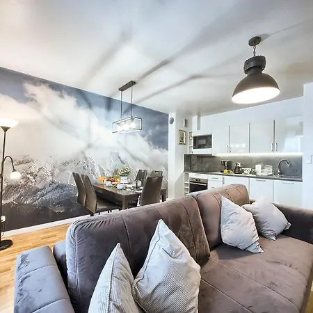 Visitzakopane Halny Apartment זקופאנה